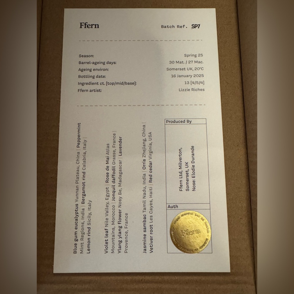 Ffern Fragrance Card with Gold Seal